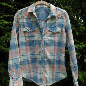 Gap Slim Western Plaid Buttondown Top